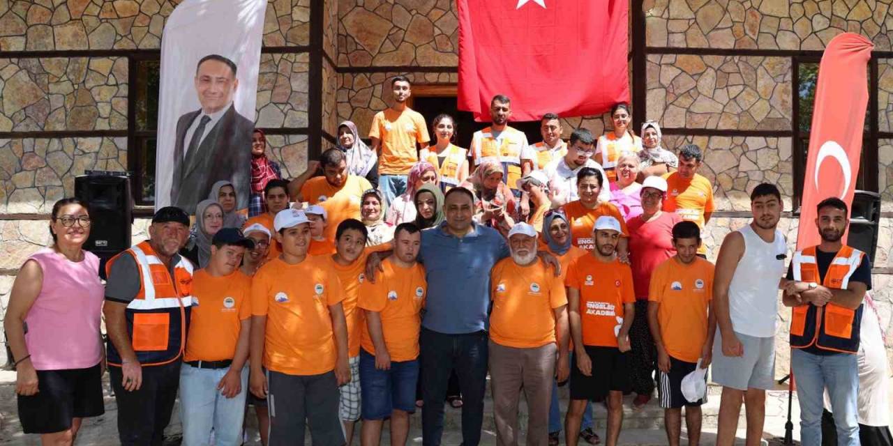 Engelsiz Akademi Merkezinin Kursiyerleri Piknikte Buluştu