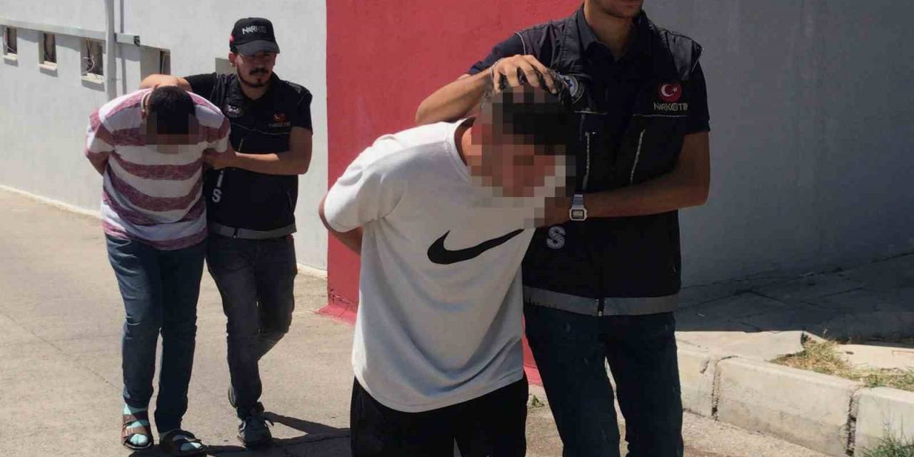Uyuşturucu Sattığı Öne Sürülen İki Kişiden Biri Tutuklandı