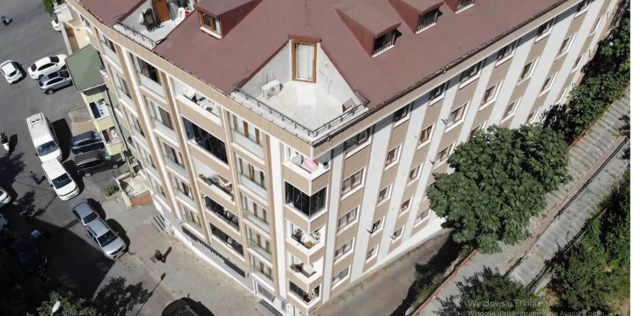 Kağıthane’de 1 Polisin Şehit Olduğu Çatışmanın Yaşandığı Bina Havadan Görüntülendi