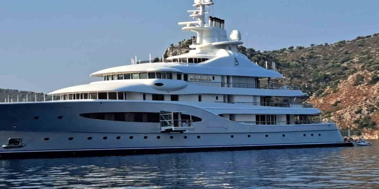 Milyarder Yatları Marmaris Koylarına Demir Atmaya Devam Ediyor