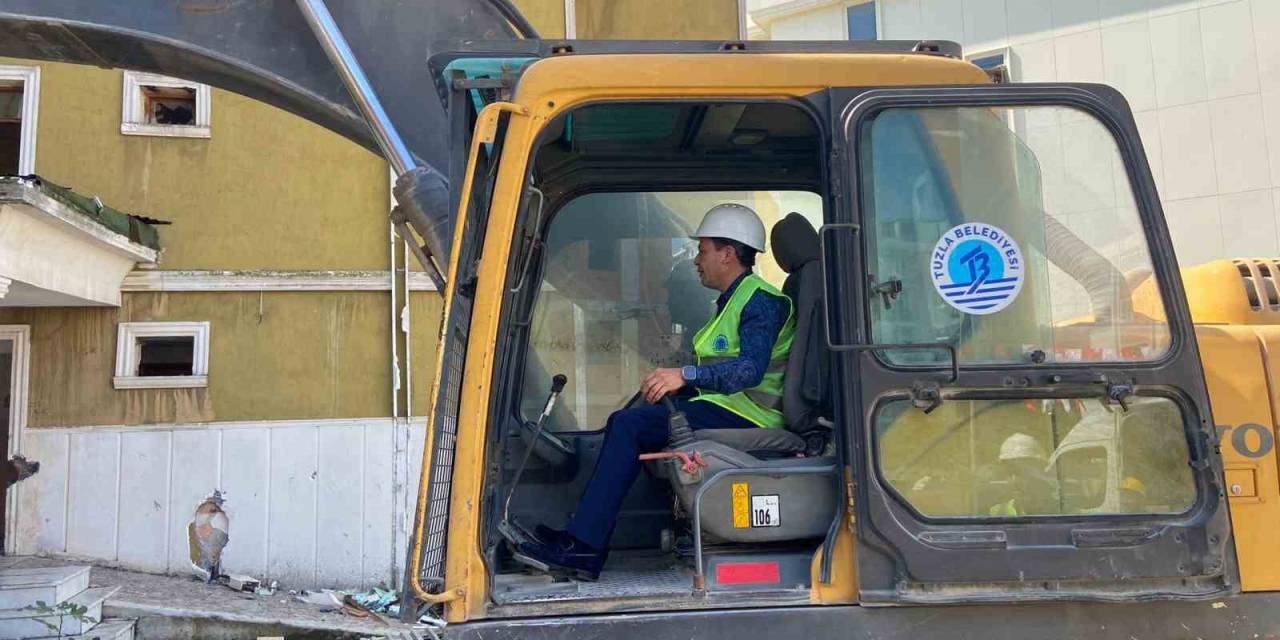 Tuzla Belediye Başkanı Şadi Yazıcı: "İmamoğlu Gündemimiz Değil, Depreme Dayanıklı Binalar Yapıyoruz"