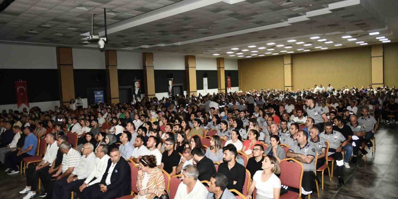 Esenyurt Belediye Başkanı Bozkurt: "Görevimiz Esenyurtluları Mutlu Ve Huzurlu Kılmak"