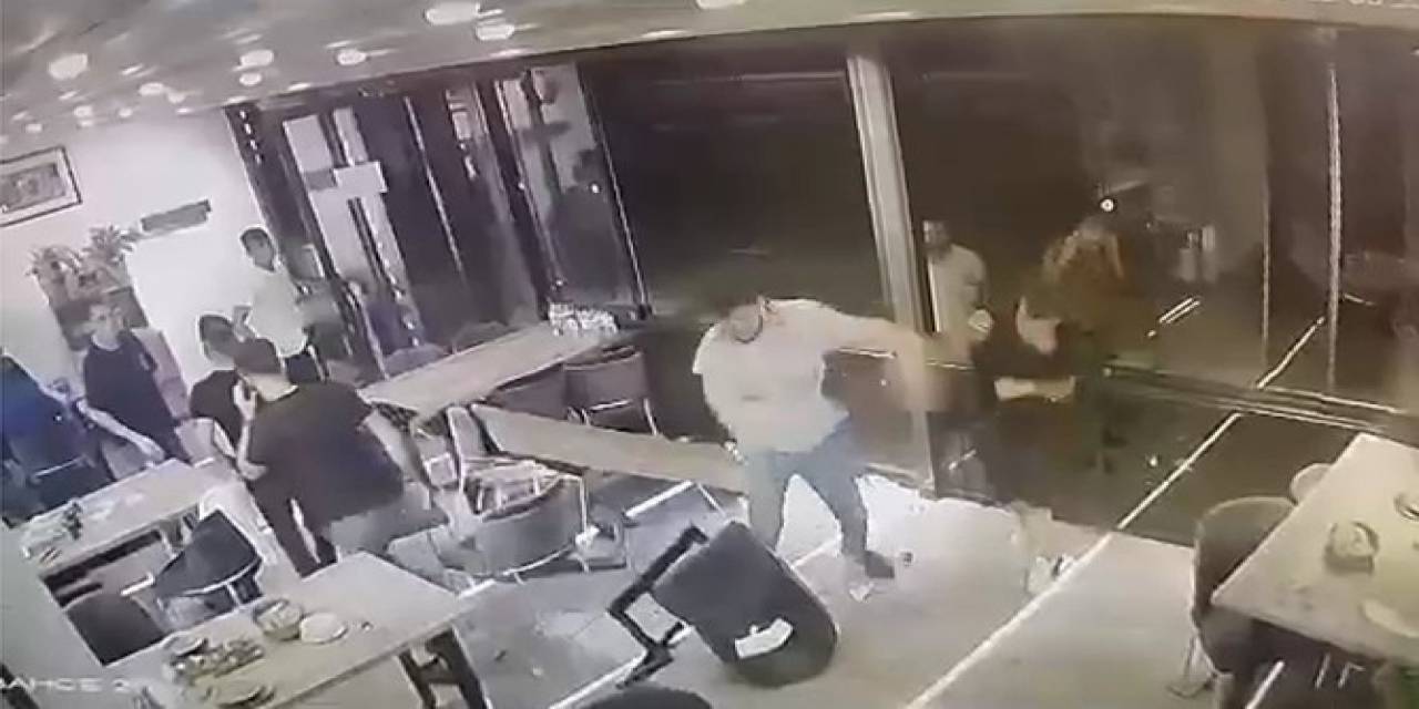 Çorbacıda Yumruklar, Masalar, Sandalyeler Havada Uçuştu