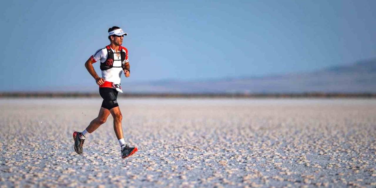 Umke Gönüllüsü Tuz Gölü’nde Düzenlenen 160 Kilometrelik Koşuda Birinci Oldu