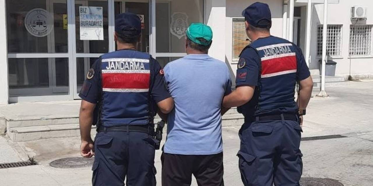 Çeşitli Suçlardan Aranan 2 Şüpheli Jandarma Tarafından Kıskıvrak Yakalandı