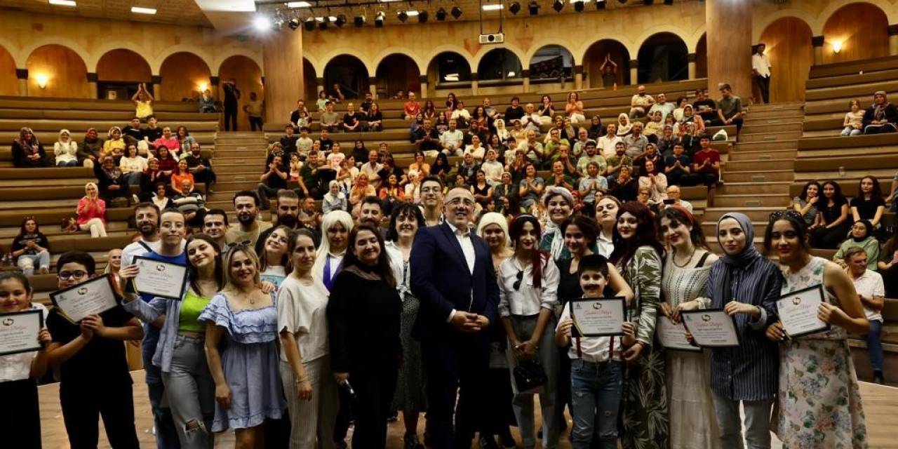 Şehir Tiyatrosu Gençlik Kulübü, İzleyicilerle Buluştu