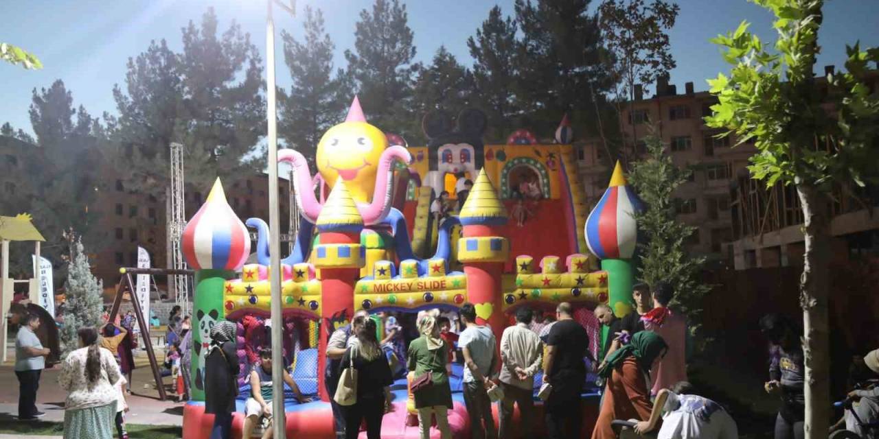 Elazığ’da Düzenlenen Etkinliklerde Çocuklar Doyasıya Eğlendi