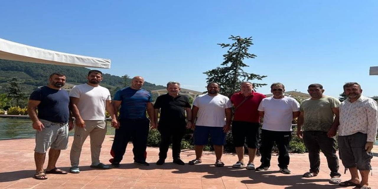 Kırkpınar Başpehlivanları Hilal Tepe’de