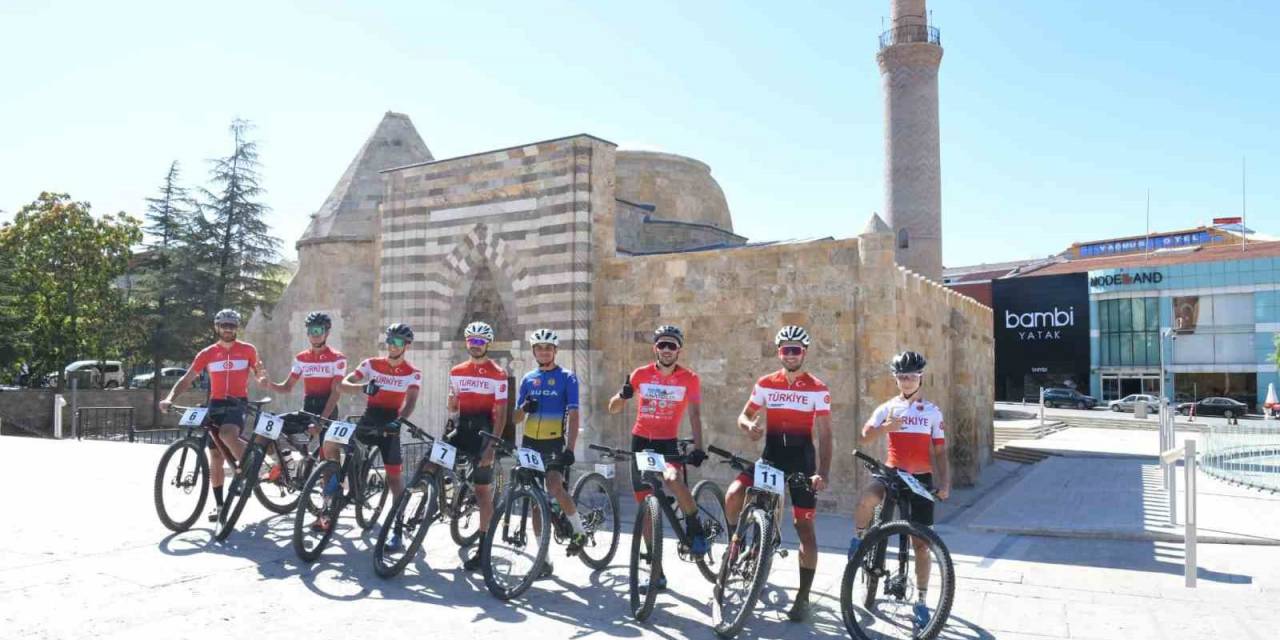 Olimpik Dağ Bisikleti Yarışları Başladı