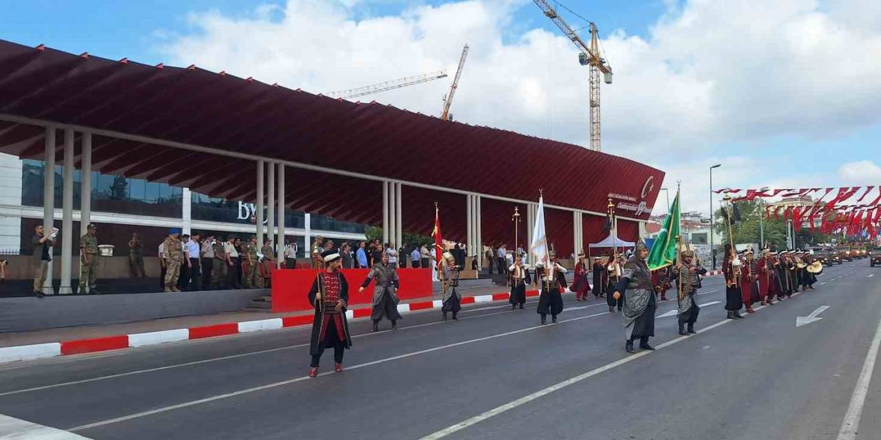 Fatih Vatan Caddesi’nde ’30 Ağustos Zafer Bayramı’ Provası Yapıldı