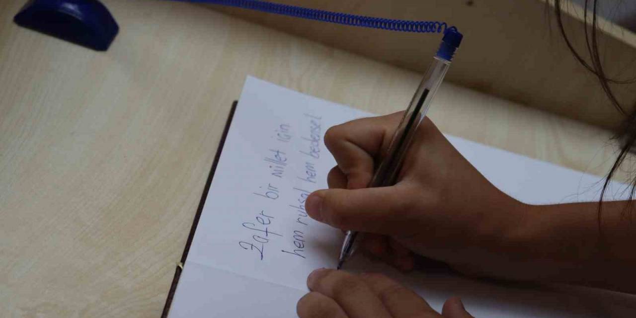 Eskişehir’de Espark Avm’den 30 Ağustos Etkinliği