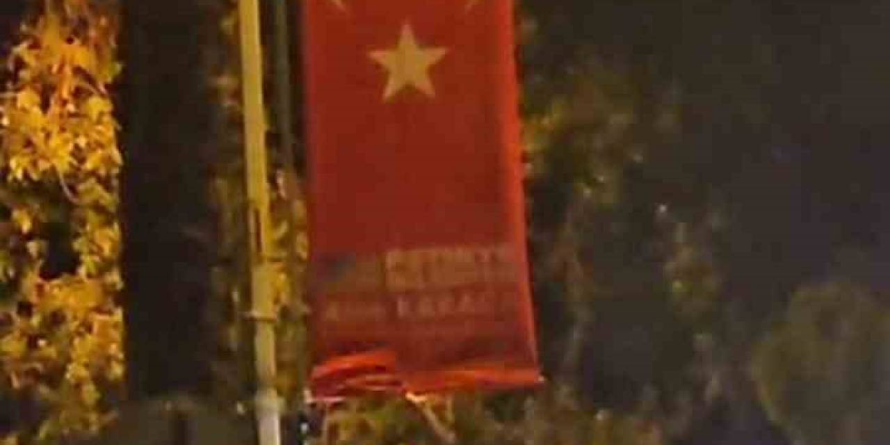 Fethiye Belediye Başkanı’nın Ayıbını Ortadan Kaldırmak İçin Personel Gece Mesaisi Yaptı