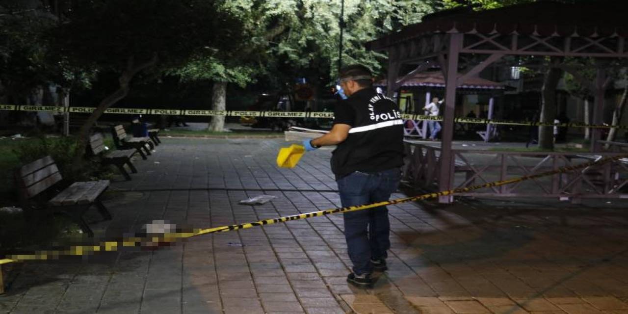 Adana’da Parkta Silahlı Saldırı: 2’si Ağır 4 Yaralı