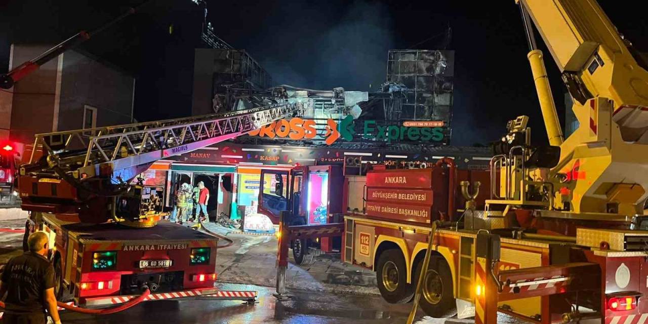 Ankara’da Market Yangını
