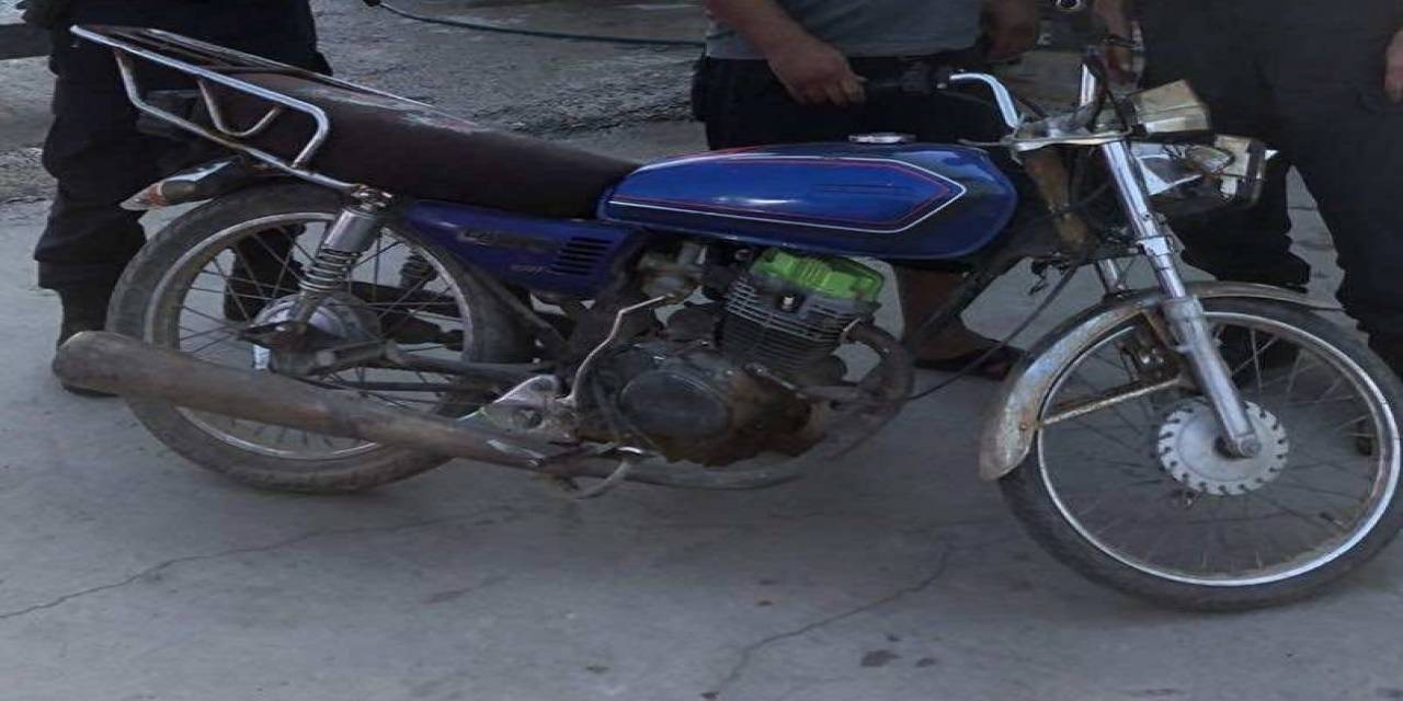 Otoparktan 3 Motosiklet Çalan Şüpheliler Yakalandı