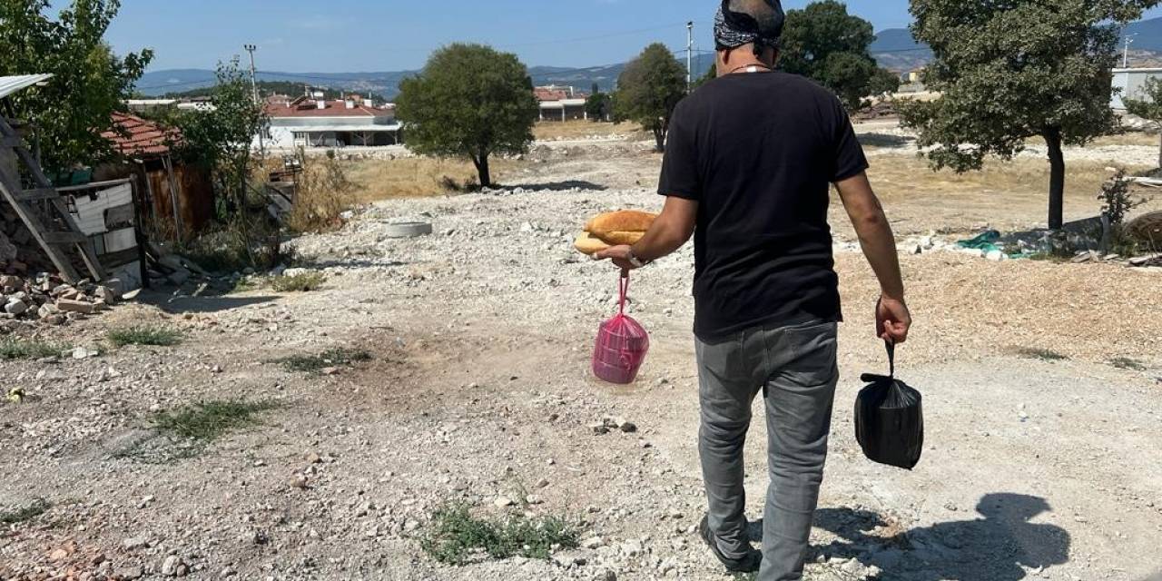 Emet’te Aşevinden İhtiyaç Sahibi 115 Kişinin Evlerine Sıcak Yemek