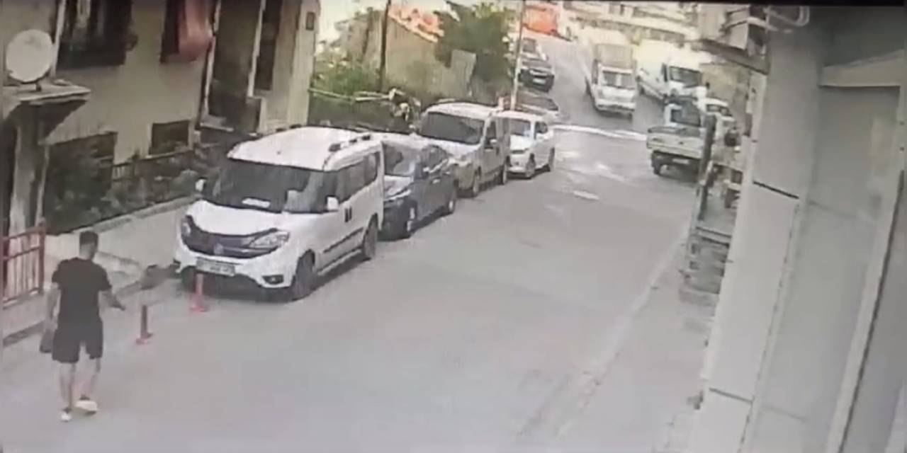 İstanbul’da Dehşet Anları Kamerada: Pedalı Takılan Kamyonet Ortalığı Savaş Alanına Çevirdi