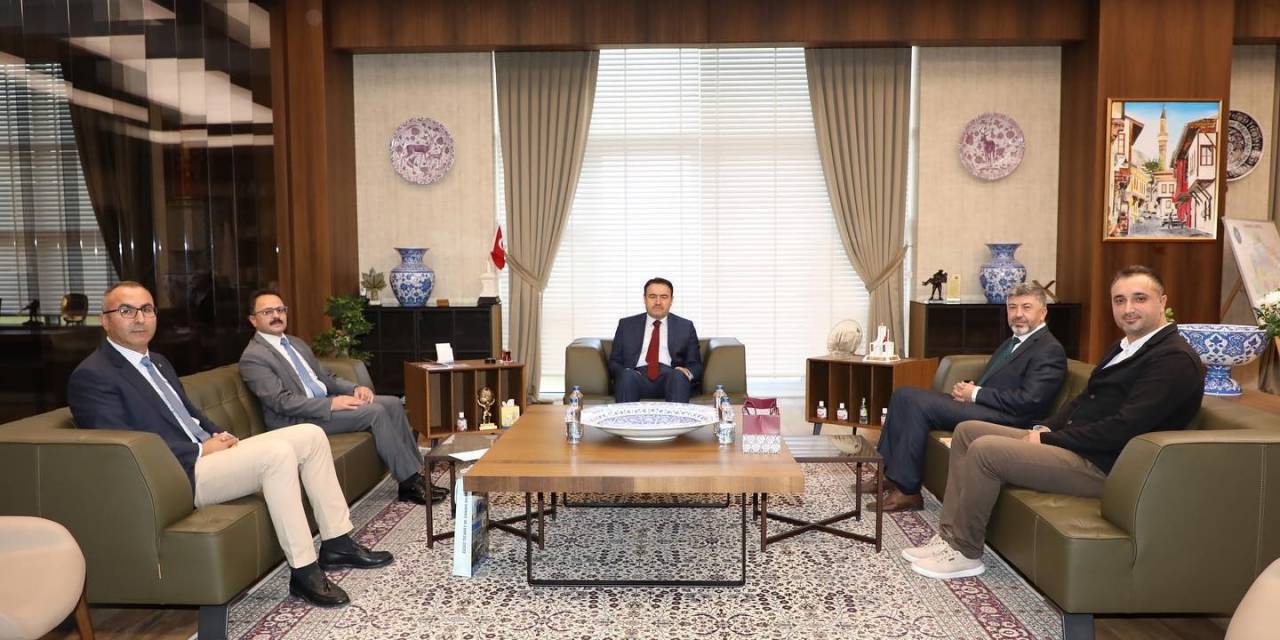 Gediz Heyetinden Vali Musa Işın’a Hayırlı Olsun Ziyareti