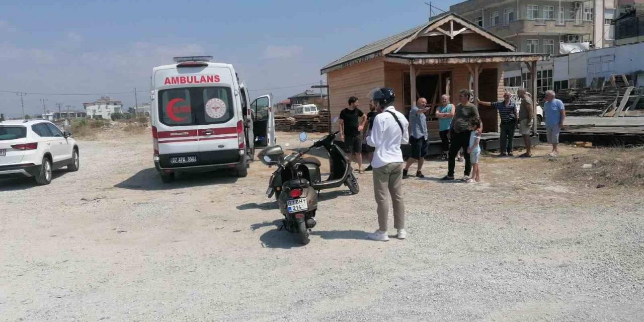 Otomobillerin Hurdaya Döndüğü Kazada 1 Sürücü Yaralandı