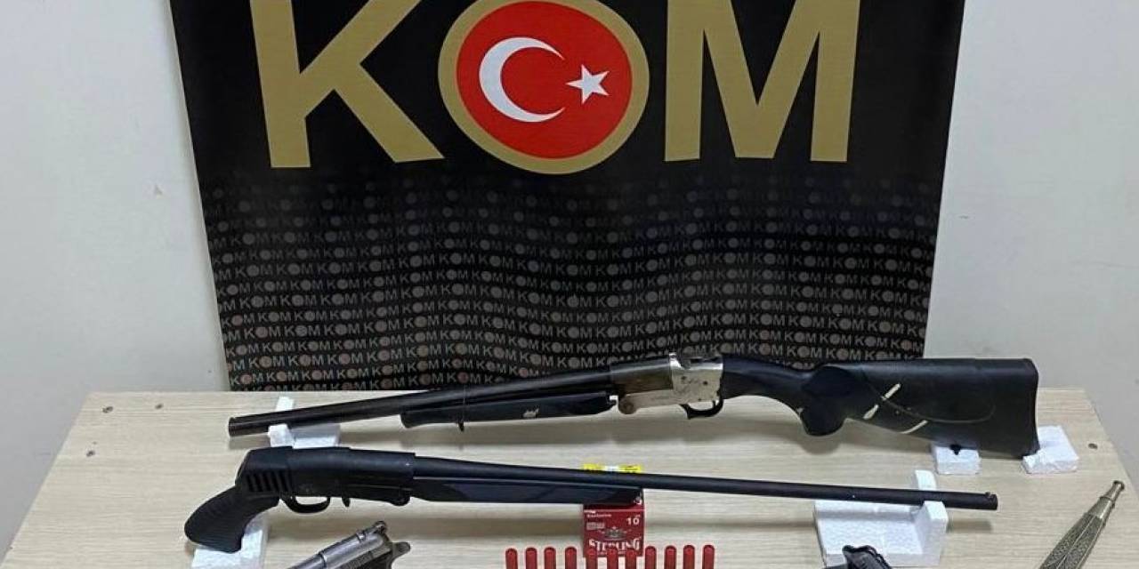 Kars’ta Çok Sayıda Silah Ele Geçirildi