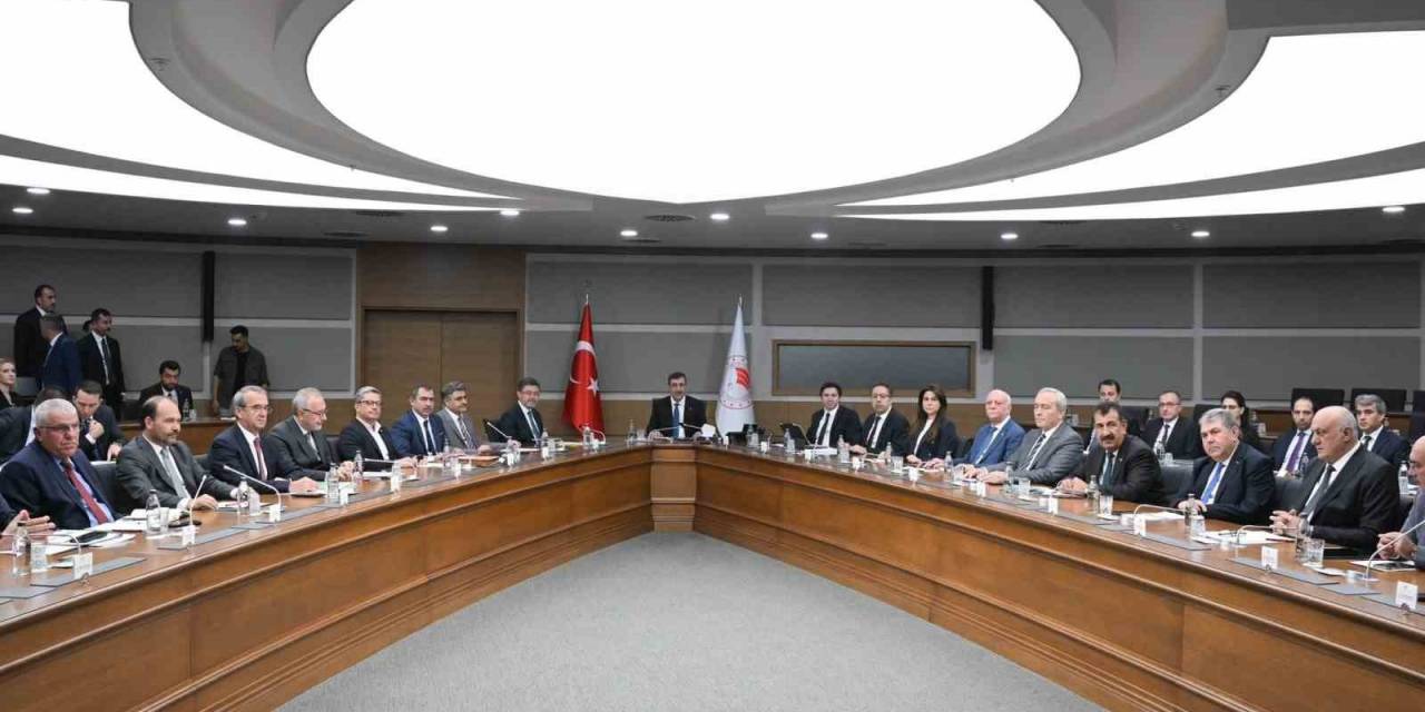 Cumhurbaşkanı Yardımcısı Yılmaz: “Tarım Hiçbir Zaman Modası Geçmeyecek Bir Sektördür”