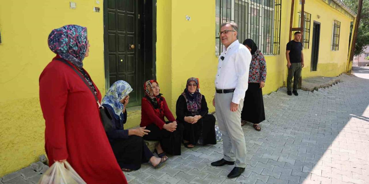 Başkan Özdoğan Esnaf Ve Vatandaşlarla Birlikte