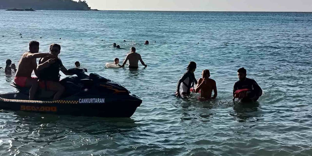 Cankurtaranlar Saniyelerle Yarışıyor