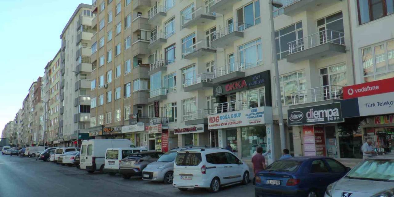 Aynı Taşıyıcı Sistemdeki Binalarda Hasar Durumu Yüksek Olana Göre İşlem Yapılacak