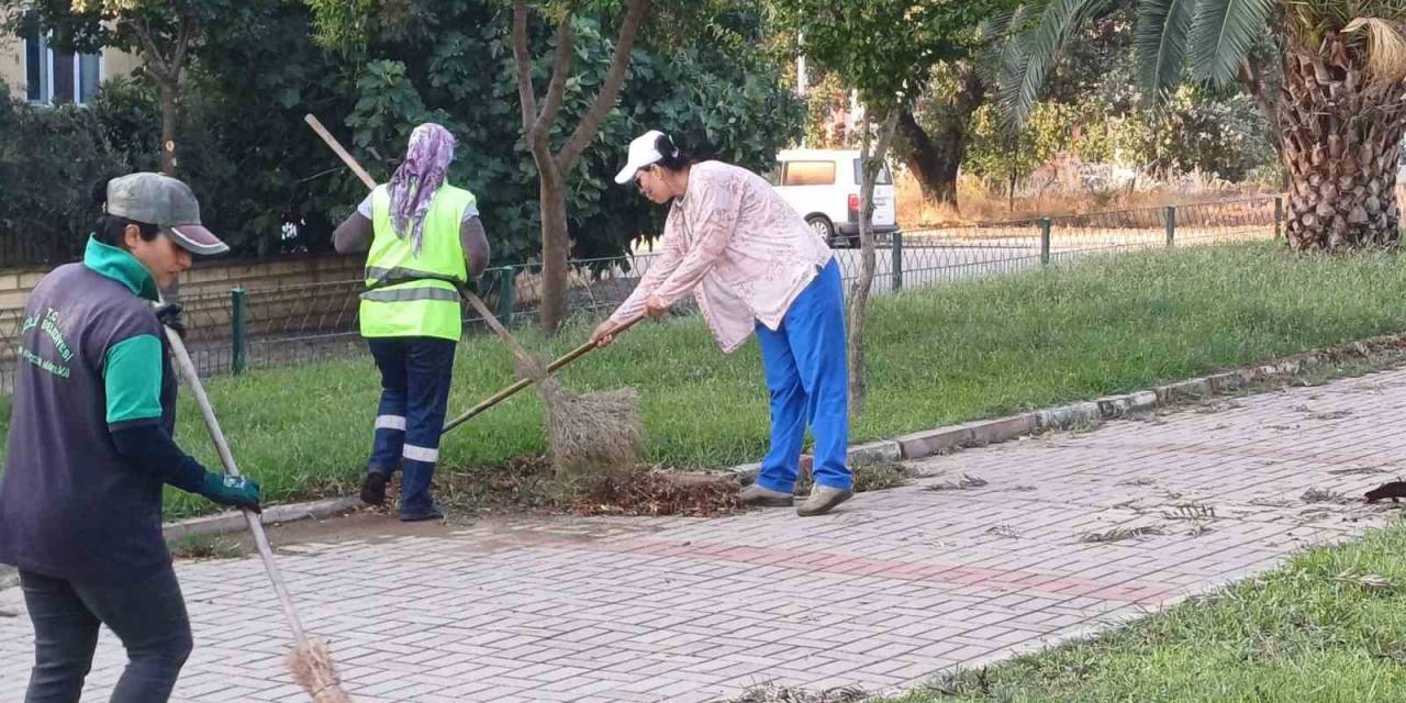 Nazilli Belediyesi Selden Etkilenen Mahallelerde Detaylı Çalışmalarını Sürdürüyor