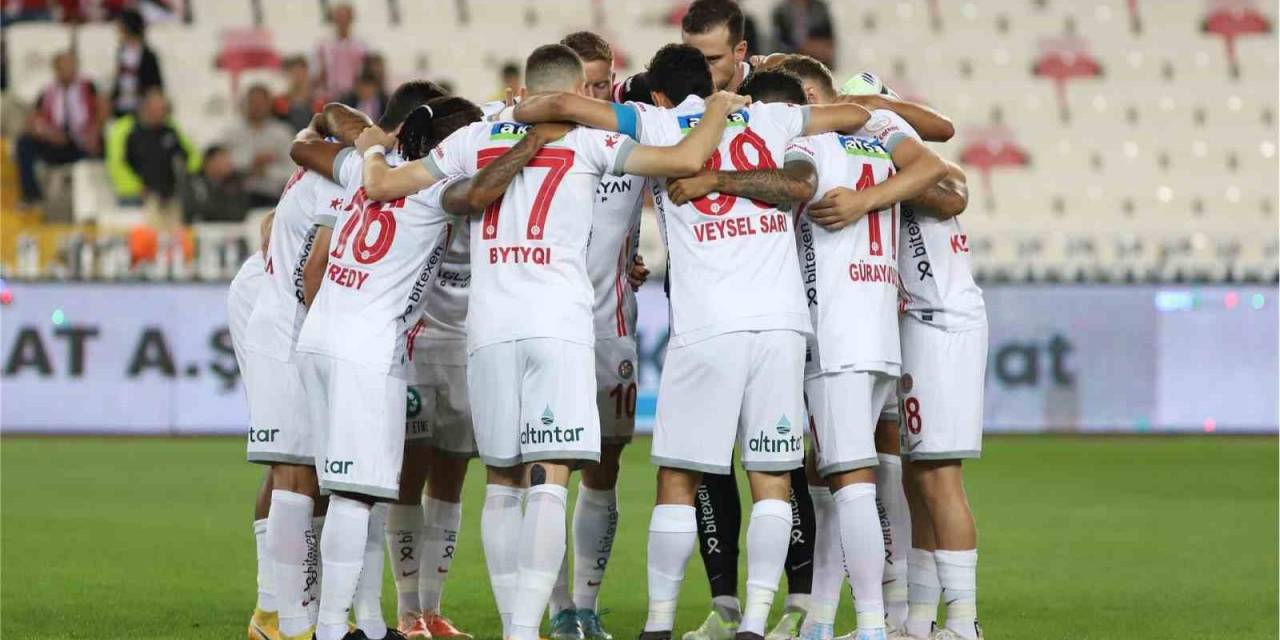 Antalyaspor Attığı 2 Golle, 2 Puan Aldı