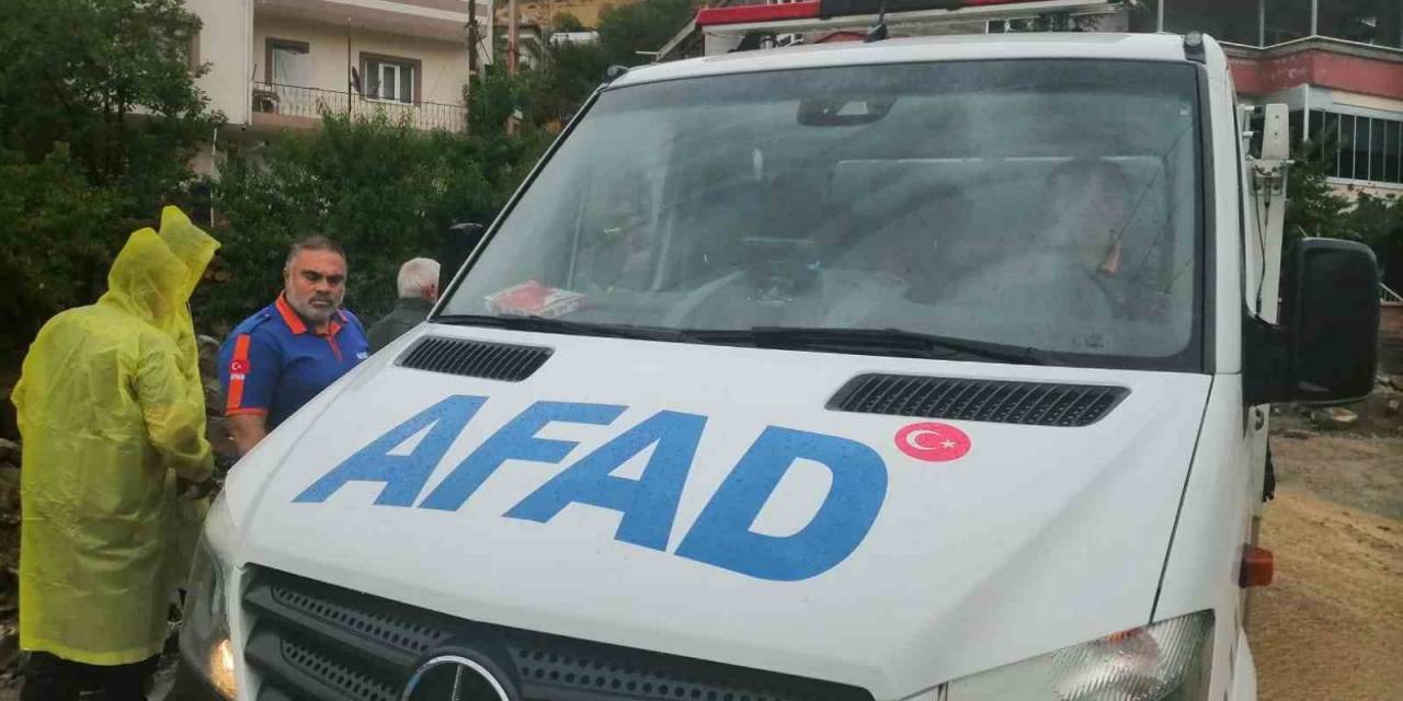 Kayseri’de Sağanak Yağış Sele Neden Oldu