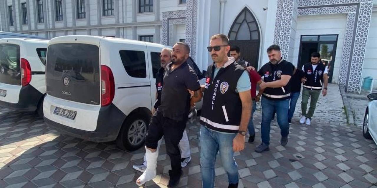 Husumetliler Arasında Bıçaklı Kavga: 1 Kişi Öldü, 3 Kişi Tutuklandı