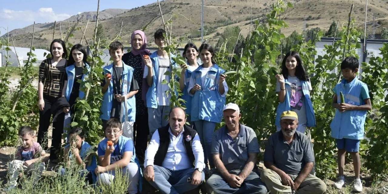 Çocuklar Eko-köyde Tarım Hakkında Bilgilendirildi