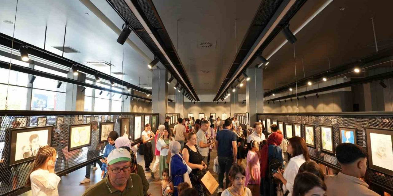 Yaz Sanat Akademisi Dönem Sonu Resim Sergisi Açıldı