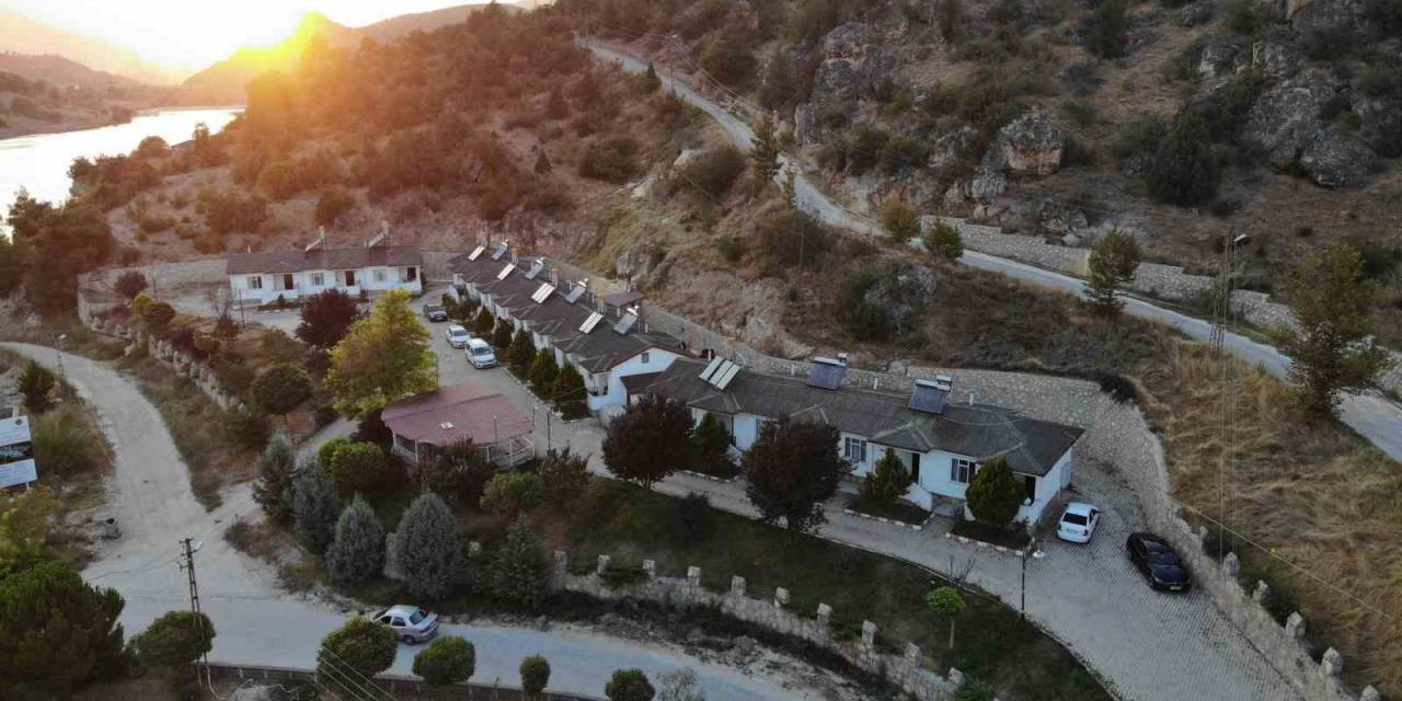 Tokat’ta Bulunan Termal Otel Şifa Dağıtıyor