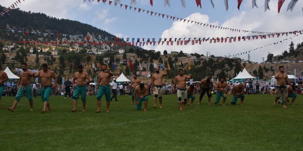 Mhp Lideri Devlet Bahçeli Güreş Ağası Olacak