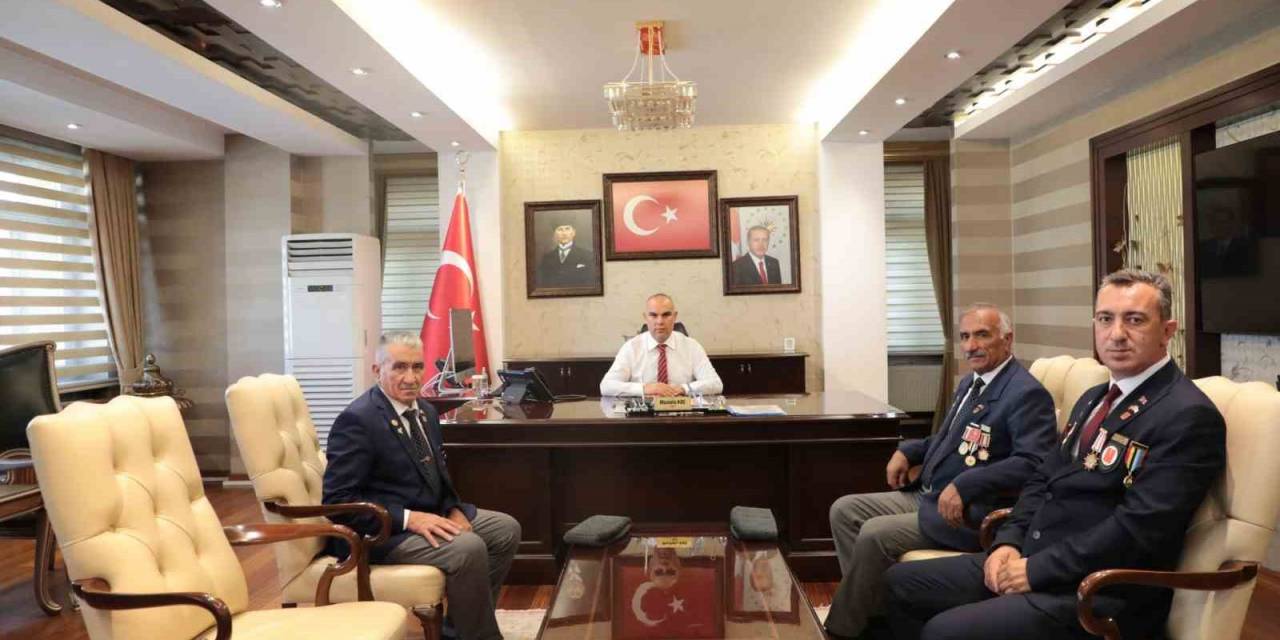 Vali Koç’a Hayırlı Olsun Ziyaretleri