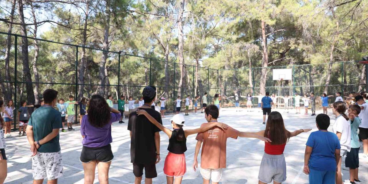 Büyükşehirin, Gençlik Kampı Ve Eğitim Merkezi’nde Eğlenceli Yaz Kampı