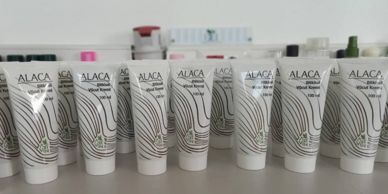 Iğdır Üniversitesi Yeni İhtisas Ürünü Olan “Alaca Bitkisel Vücut Kremi”ni Satışa Sundu