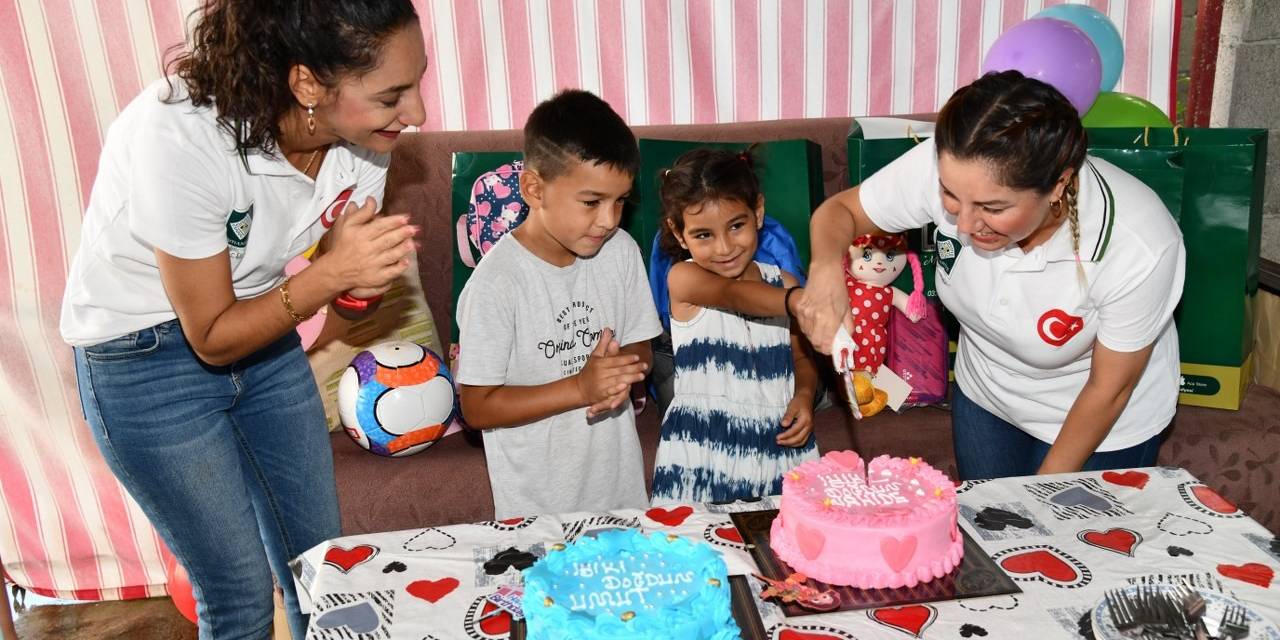 Osmaniye Belediyesi’nden Nahide Ve Umut Kardeşlere, Doğum Günü Sürprizi