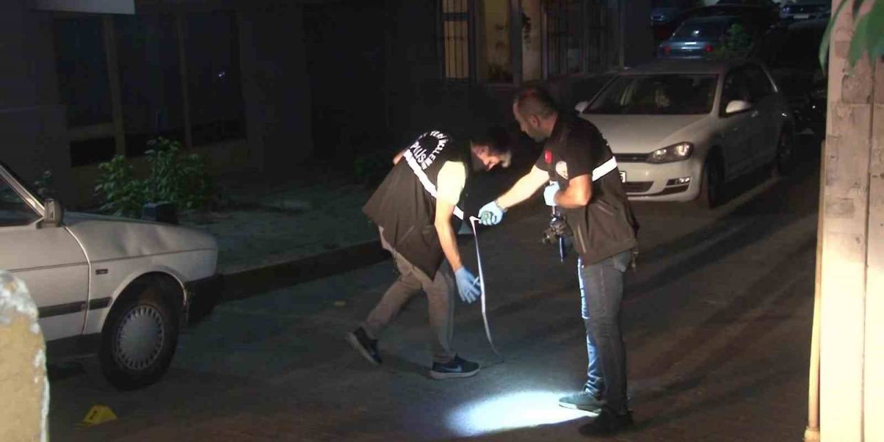 Kadıköy’de Silahlı Ve Bıçaklı Kavga: 2 Yaralı