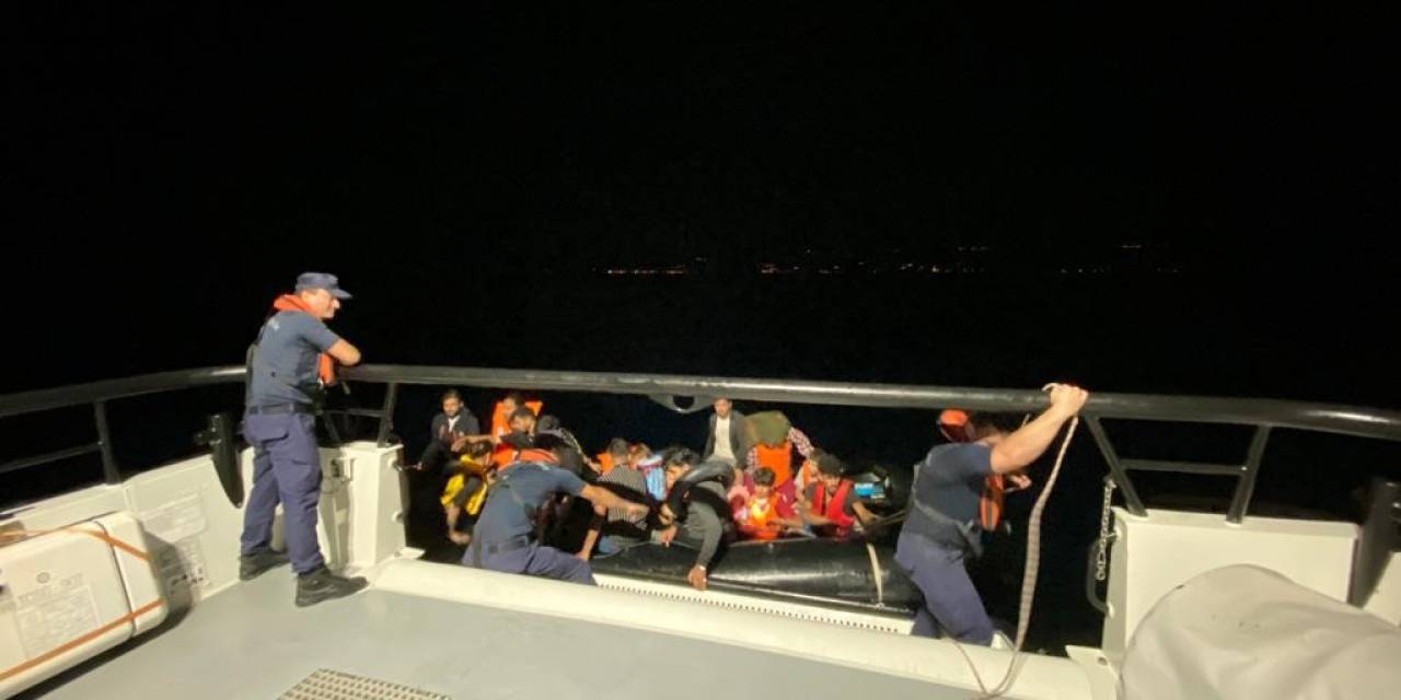 Ayvacık Açıklarında Yunan Unsurlarınca Ölüme Terk Edilen 36 Kaçak Göçmen Kurtarıldı