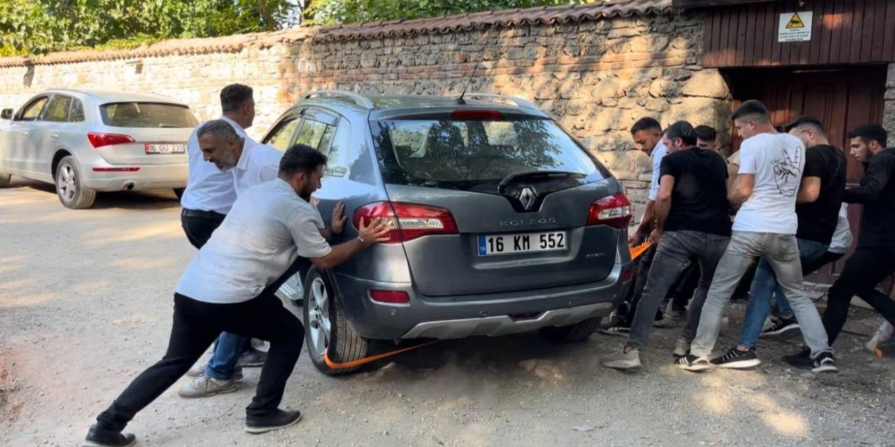Kira Yüzünden Mülk Ve İşletme Sahibi Kavga Etti, Müşteriler Saatlerce Mahsur Kaldı