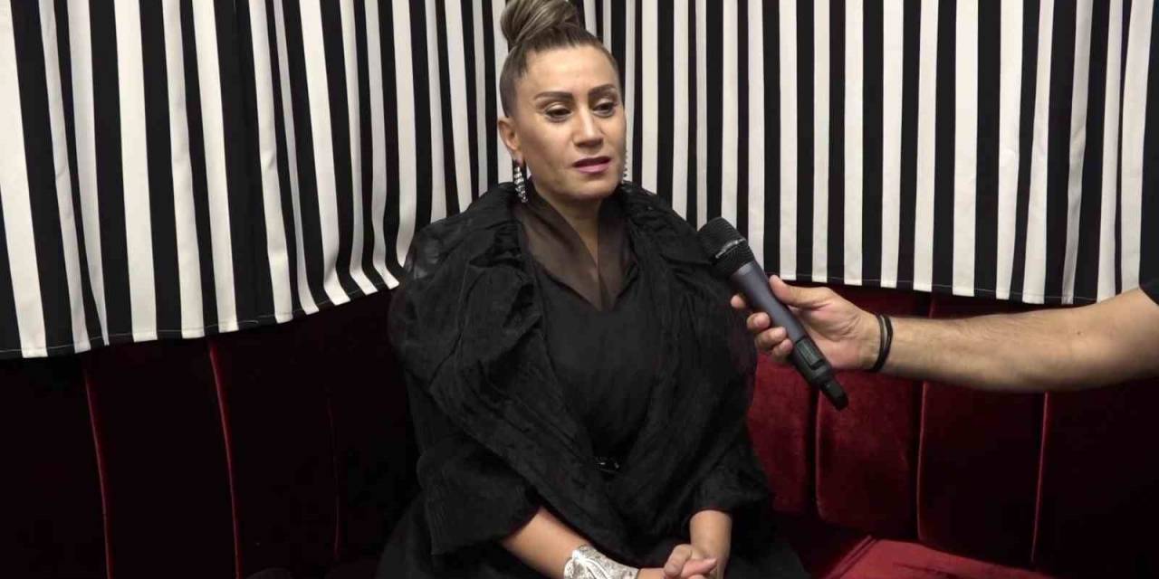 Azerbaycan Devlet Sanatçısı Azerin: “Karabağ Duam Kabul Oldu”