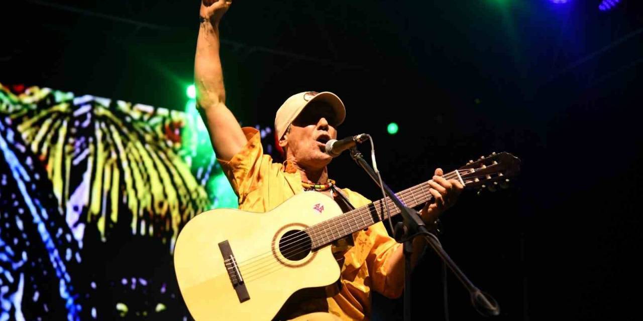 Kadıköy’de Manu Chao Rüzgarı Esti