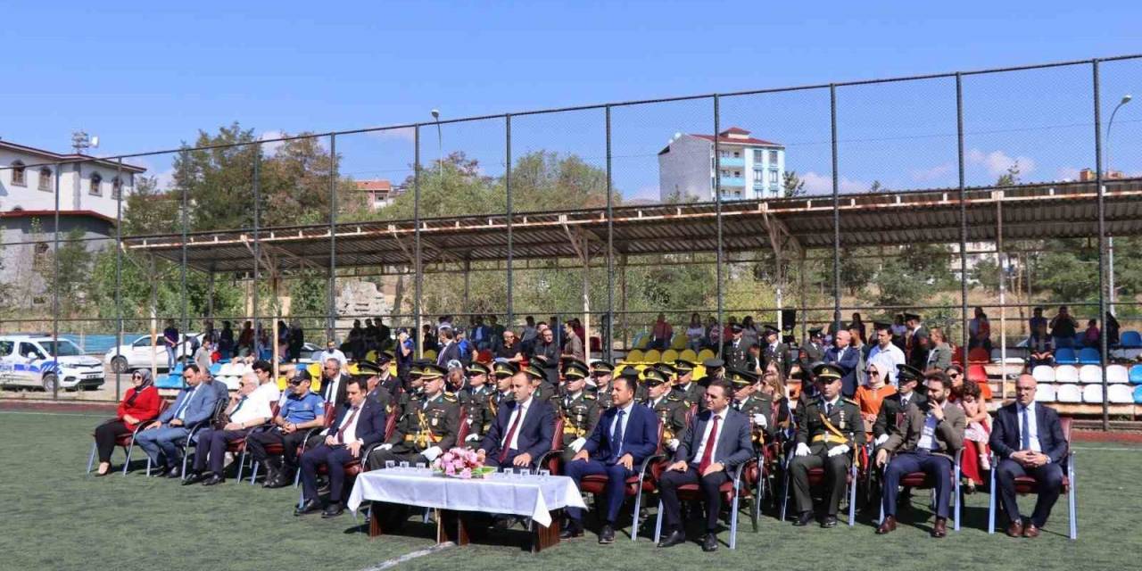 Oltu’da Zafer Bayramı Kutlandı