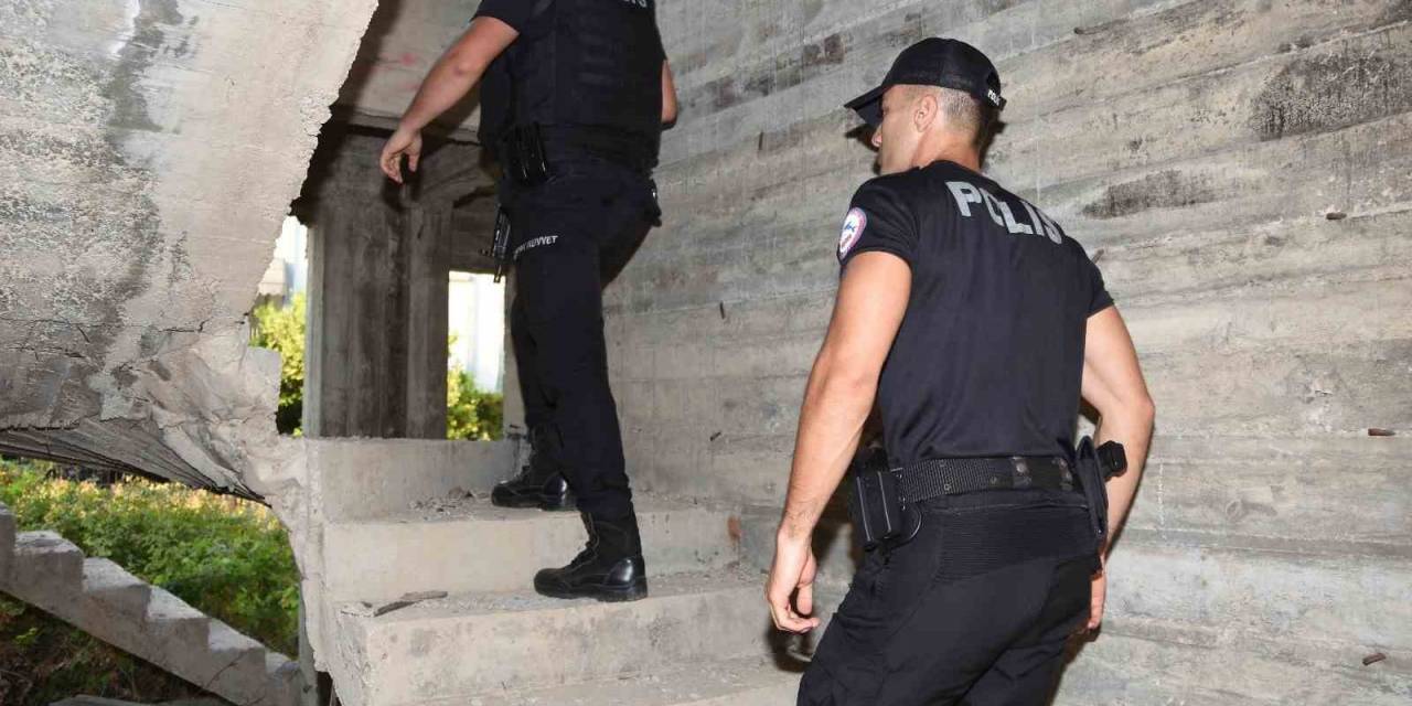 Huzur Uygulamasında Aranan 12 Kişi Yakalandı