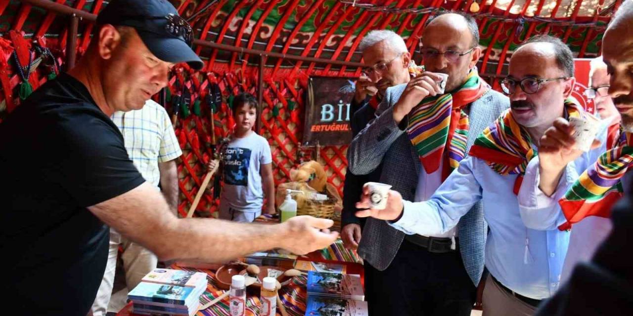 Ertuğrul Gazi Kayı Obası’nda Bilecik’in Tarihi Anlatıldı, Yöresel Ürünleri Tanıtıldı