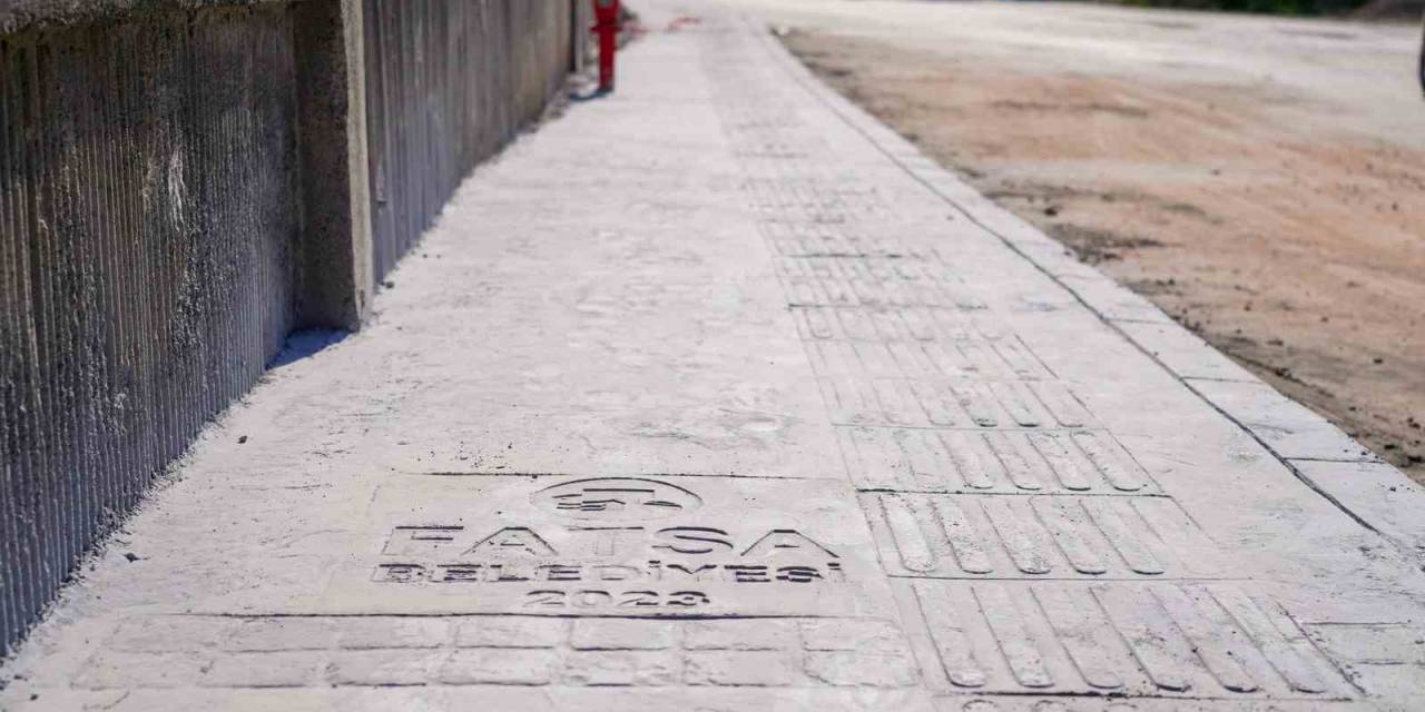 Fatsa’da 53 Bin Metrekare Baskı Beton Kaldırım Çalışması