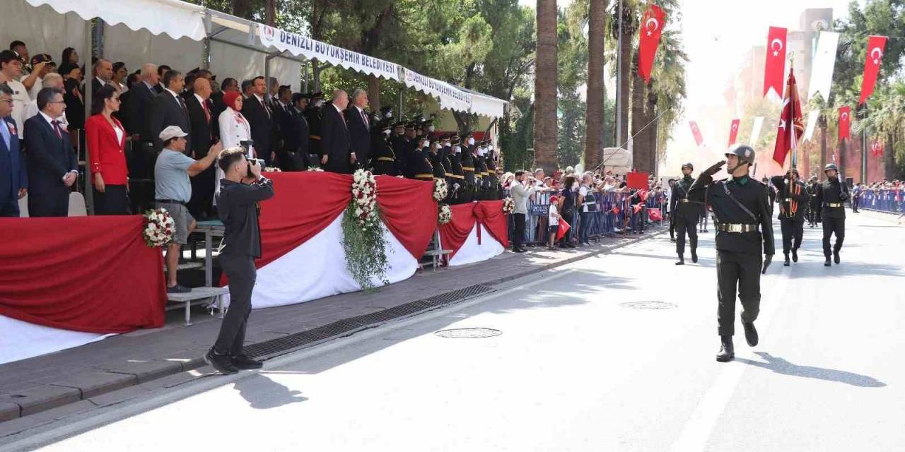30 Ağustos Zafer Bayramı Denizli’de Coşkuyla Kutlandı